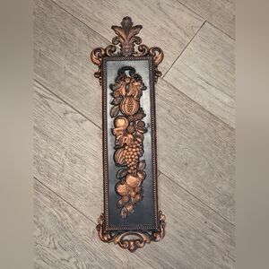 Vintage Ornate Copper-Toned Fruit Wall Plaque – 3D Still Life Kitchen Decor